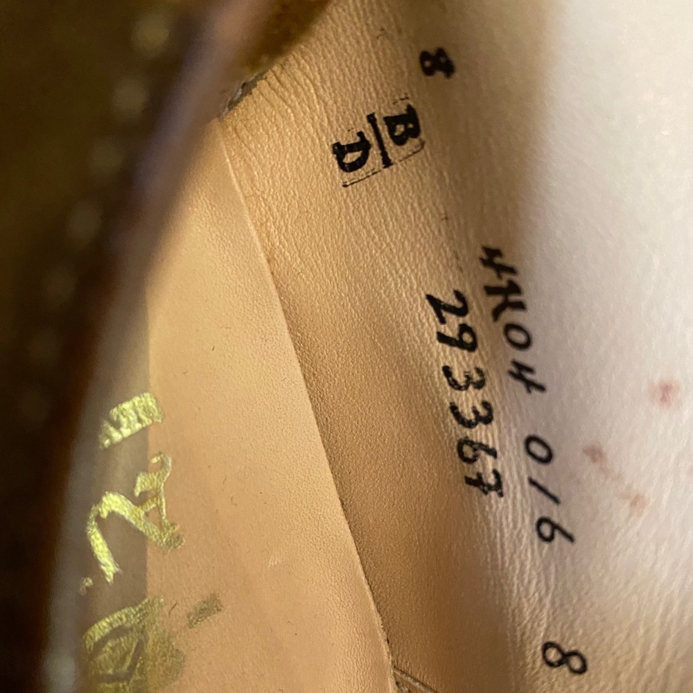 Alden Unlined Plain Toe Blucher
Snuff Suede - Picture 8 of 8